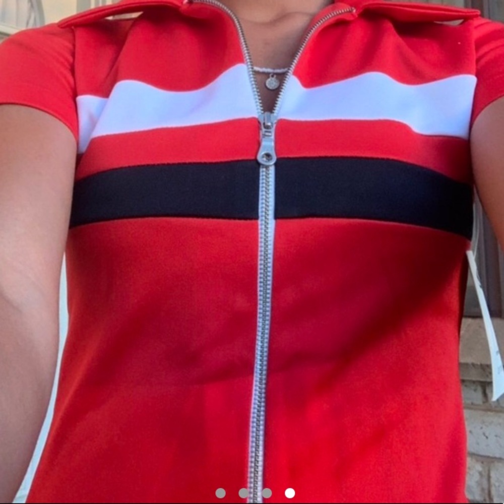 SPORTY ZIP UP DRESS 🎳 - Picture 4 of 4